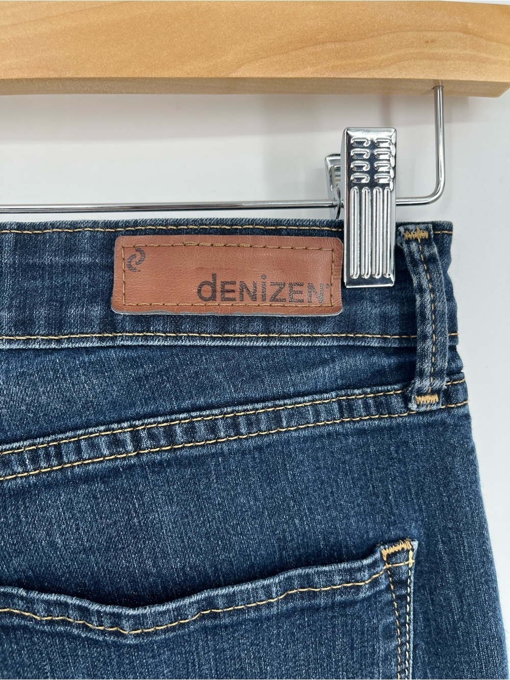 Denizen Levi's Modern Skinny Jeans Women’s Size 8 in Dark Wash Blue - Picture 12 of 15